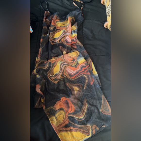 NWOT-2-piece Beach cover with thong. - Picture 3 of 4